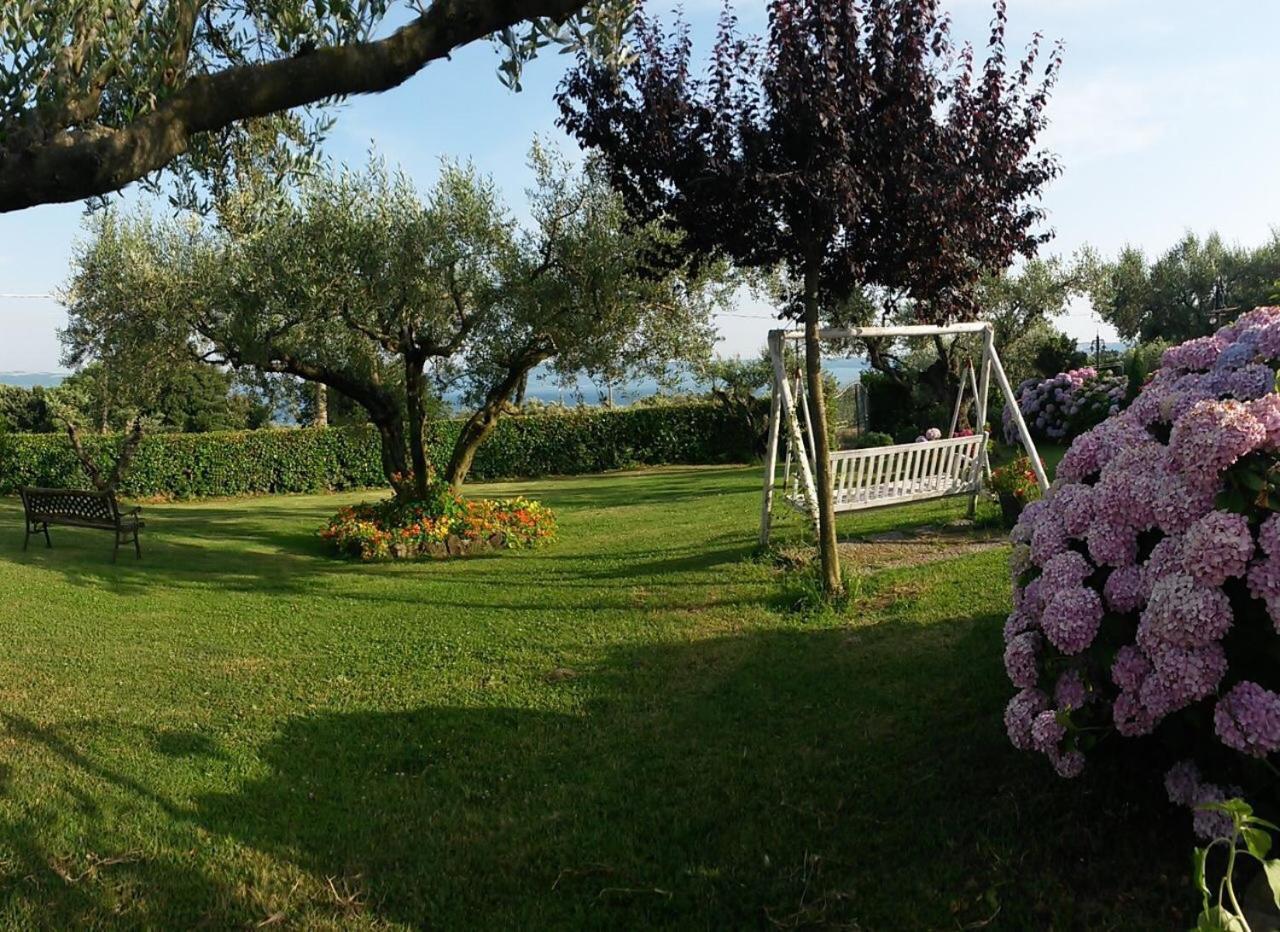 Il Poggio Degli Ulivi Apartment Trevignano Romano Exterior photo
